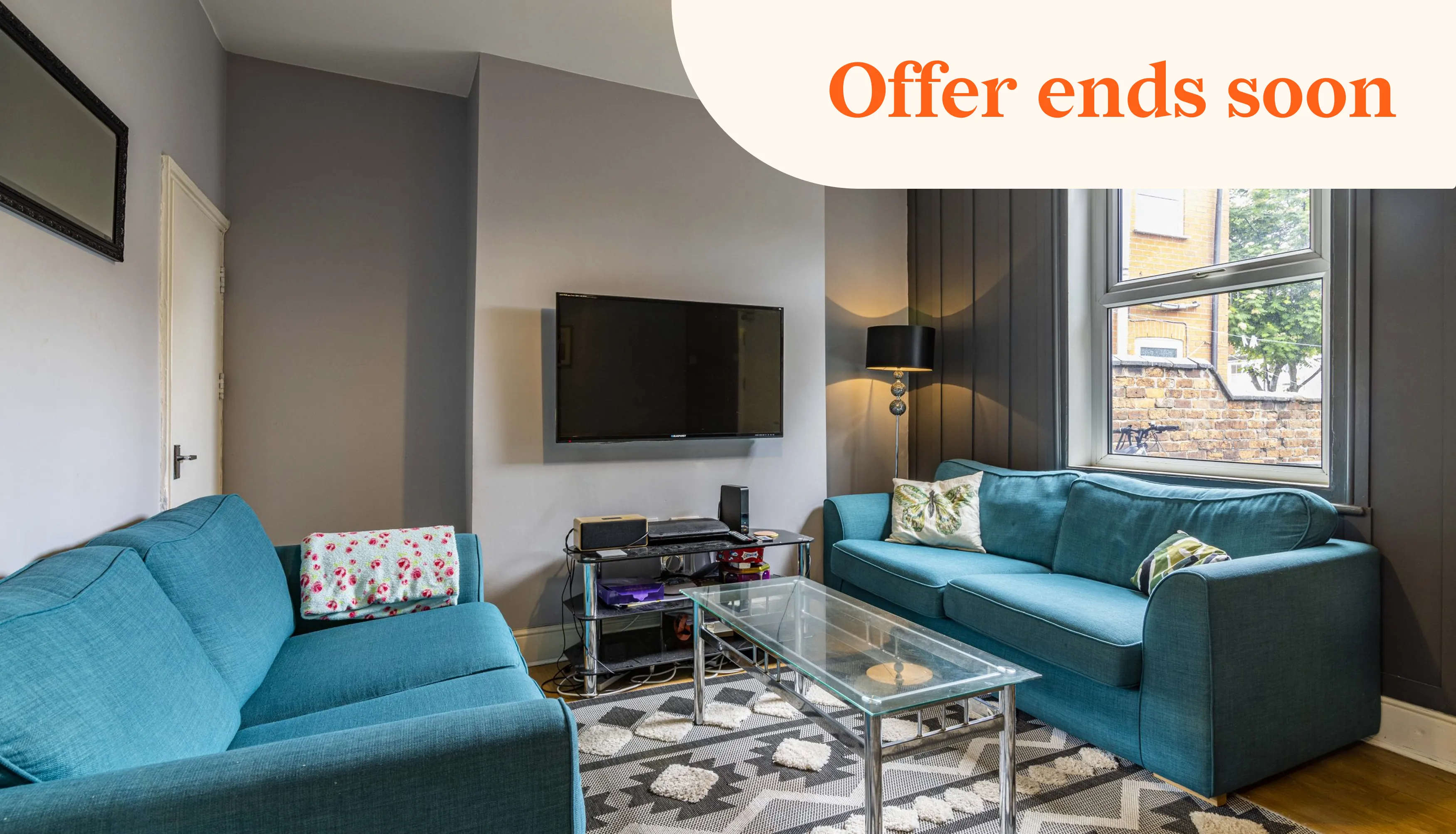 42 Kesteven Street - 4 bed *Exclusive Deal* - Image 1